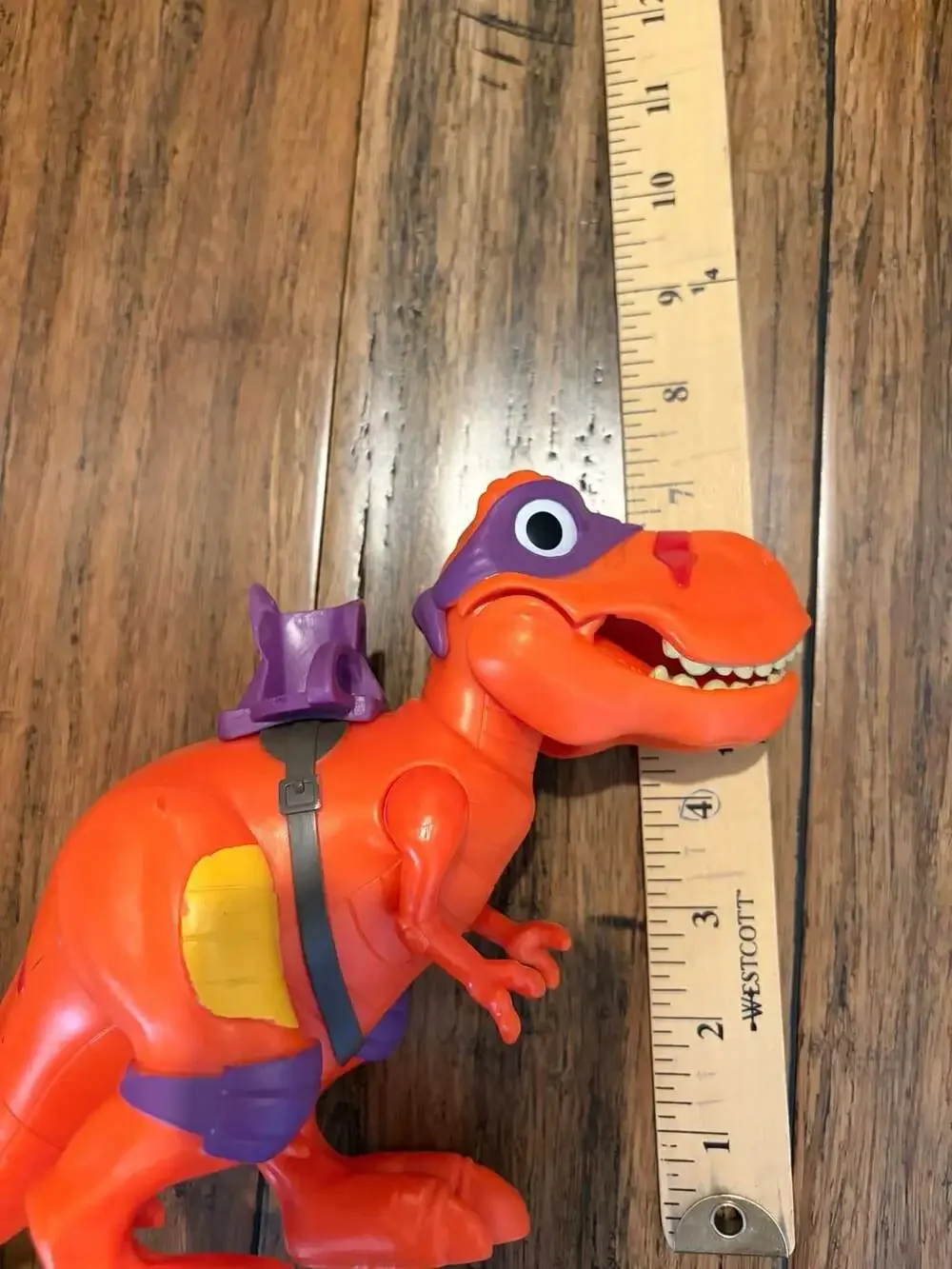 Teenage Mutant Ninja Turtles Half Shell Heroes Donatello T-Rex Dinosaur